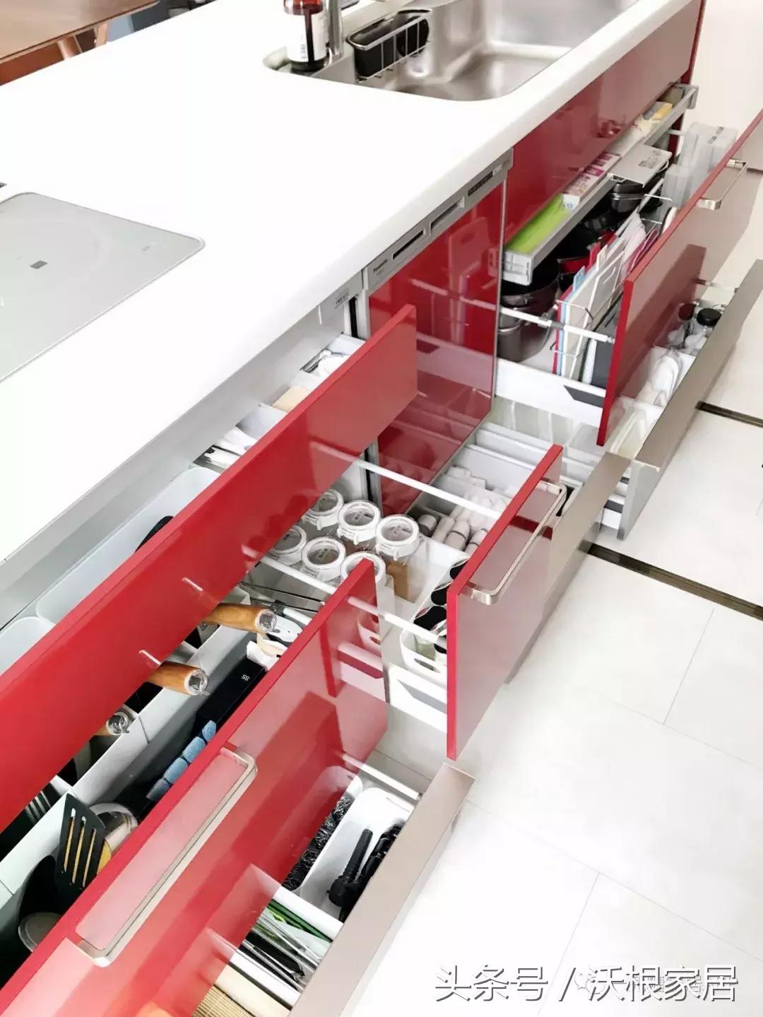 鸡肋厨房神改造，效果堪比整（huan）容（tou）