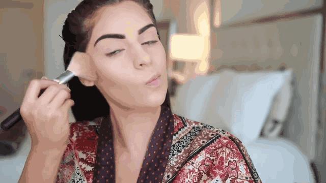 简单的妆容教程修容,简单的妆容教程欧美