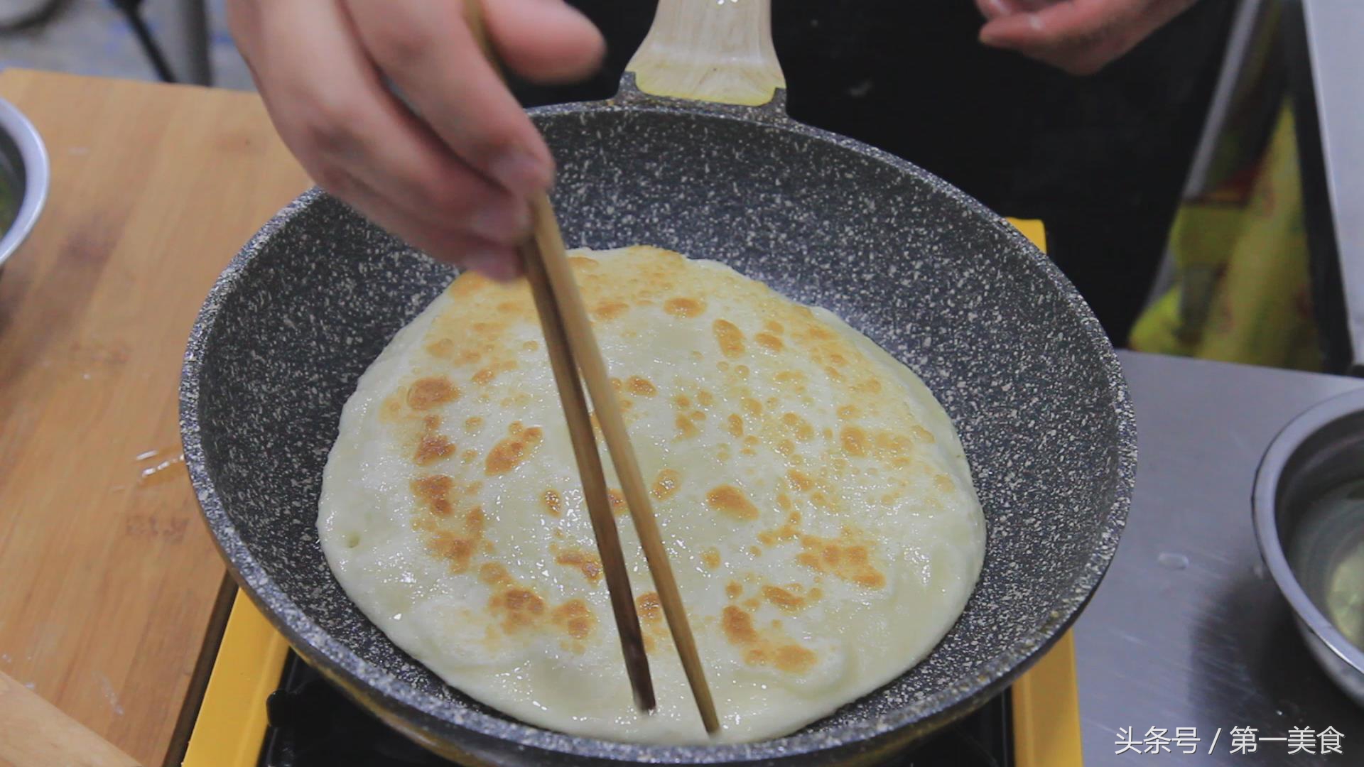 面点师老莫鸡蛋灌饼,面点师教你做鸡蛋饼