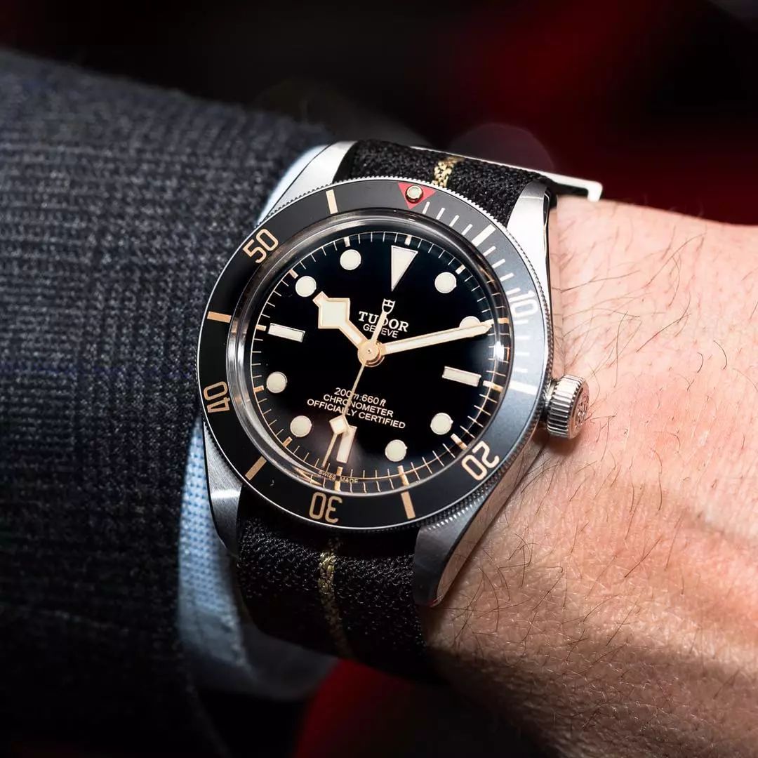 为什么月入过万却攒不下钱,为什么月入过万却被人瞧不起