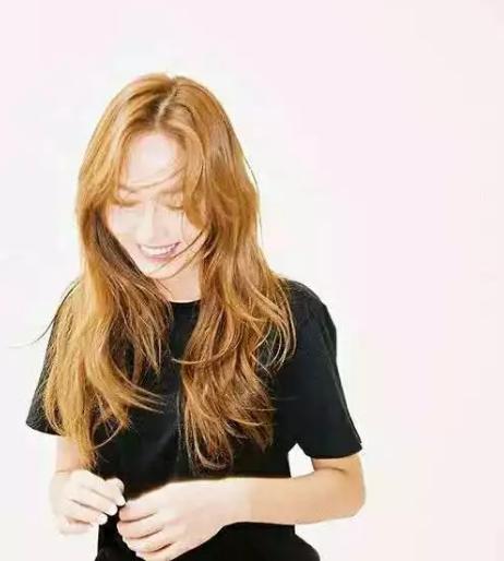 染发挑选,染发你需要一款适合自己的发色