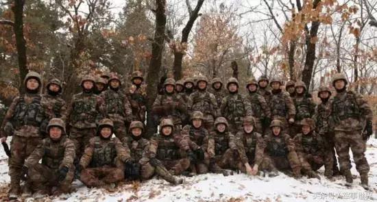 中国男足部队训练,中国男足拉练