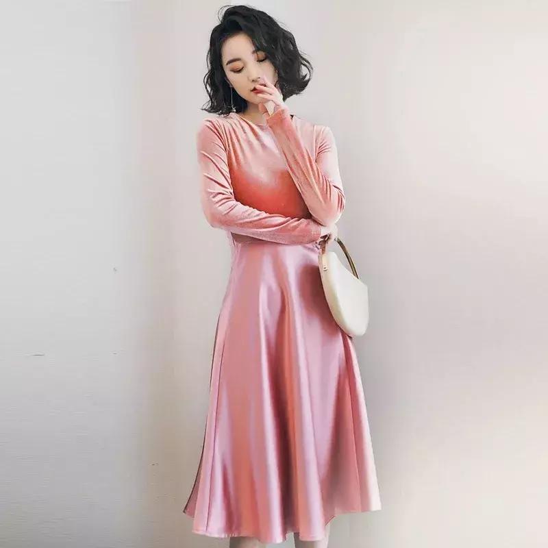 今年流行丝绒单品,冬季丝绒单品搭配