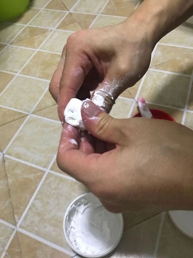 哪种玻璃胶防水不发霉,卫生间用什么玻璃胶不发霉