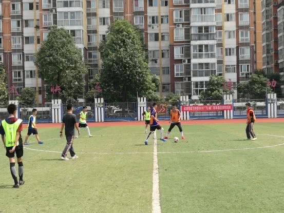 成都梦之队小学免费课程,小学足球梦之队