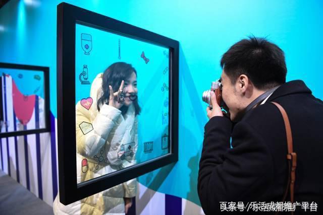 火爆北京上海的知乎不知道诊所来成都啦！1秒治愈不开心