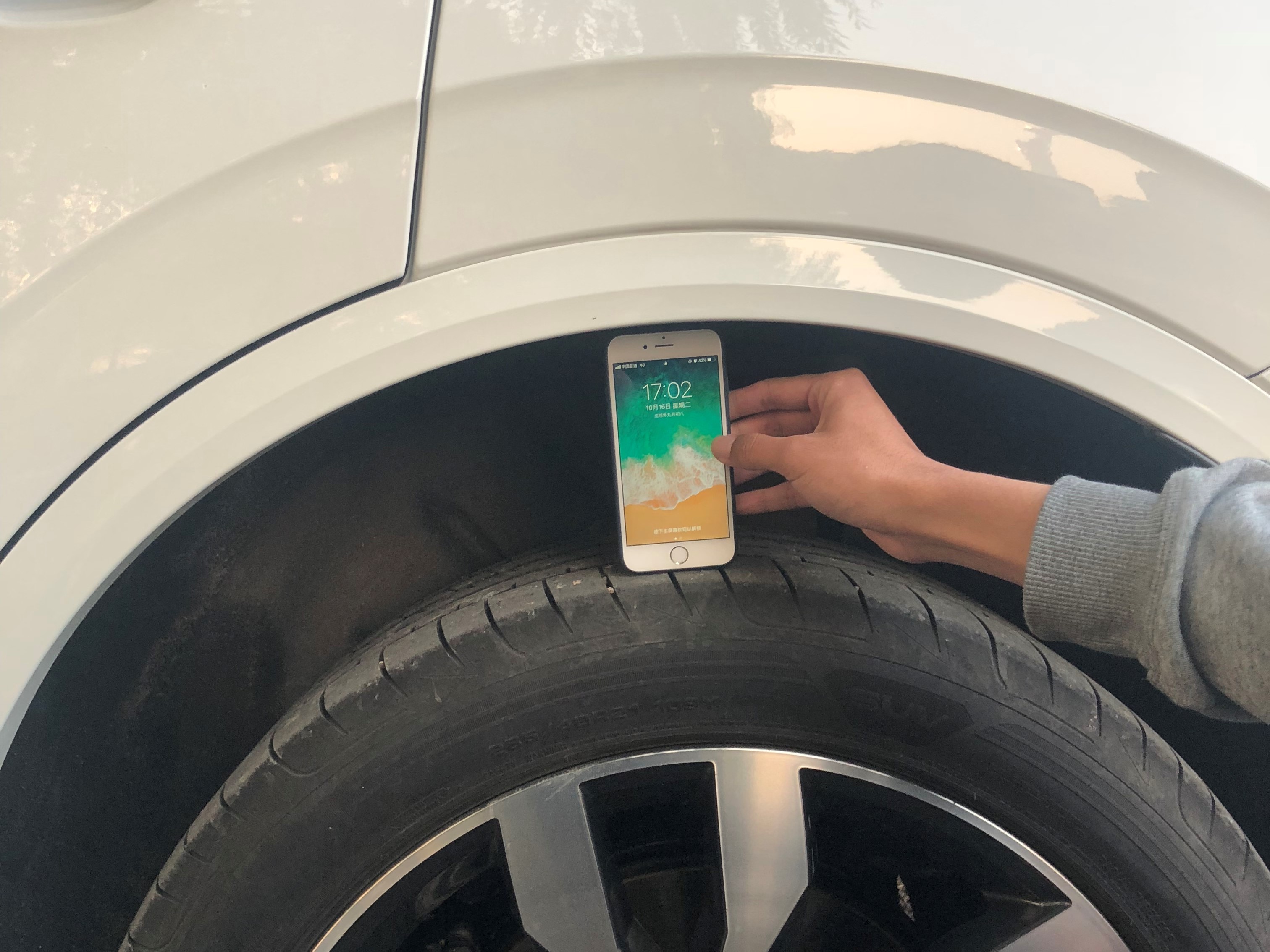 大众途锐锐尊版沉浸式体验,大众途锐经典风采