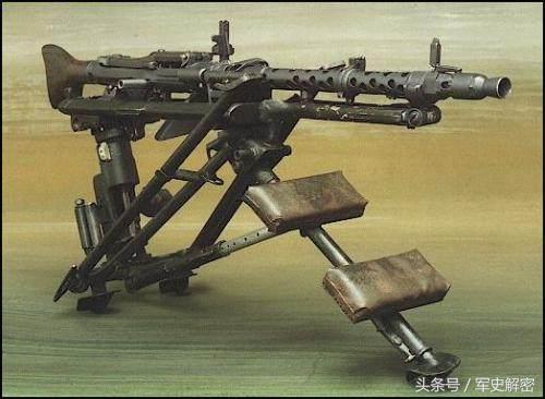 二战名枪mg34,二战德国机枪mg16