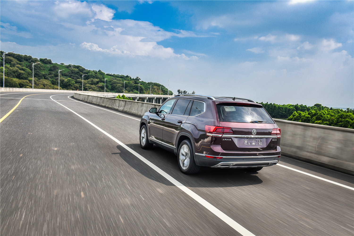 途昂为什么容易翻车,大街上的途昂为什么都开得快