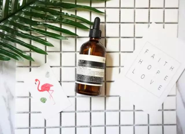 春天皮肤干燥起皮发痒用什么方法,皮肤干燥起皮特别疼急救