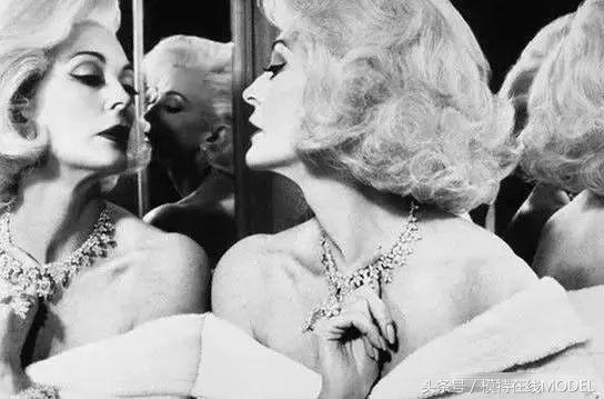 名模卡门的年轻到老的照片,超模卡门年轻到年老的照片