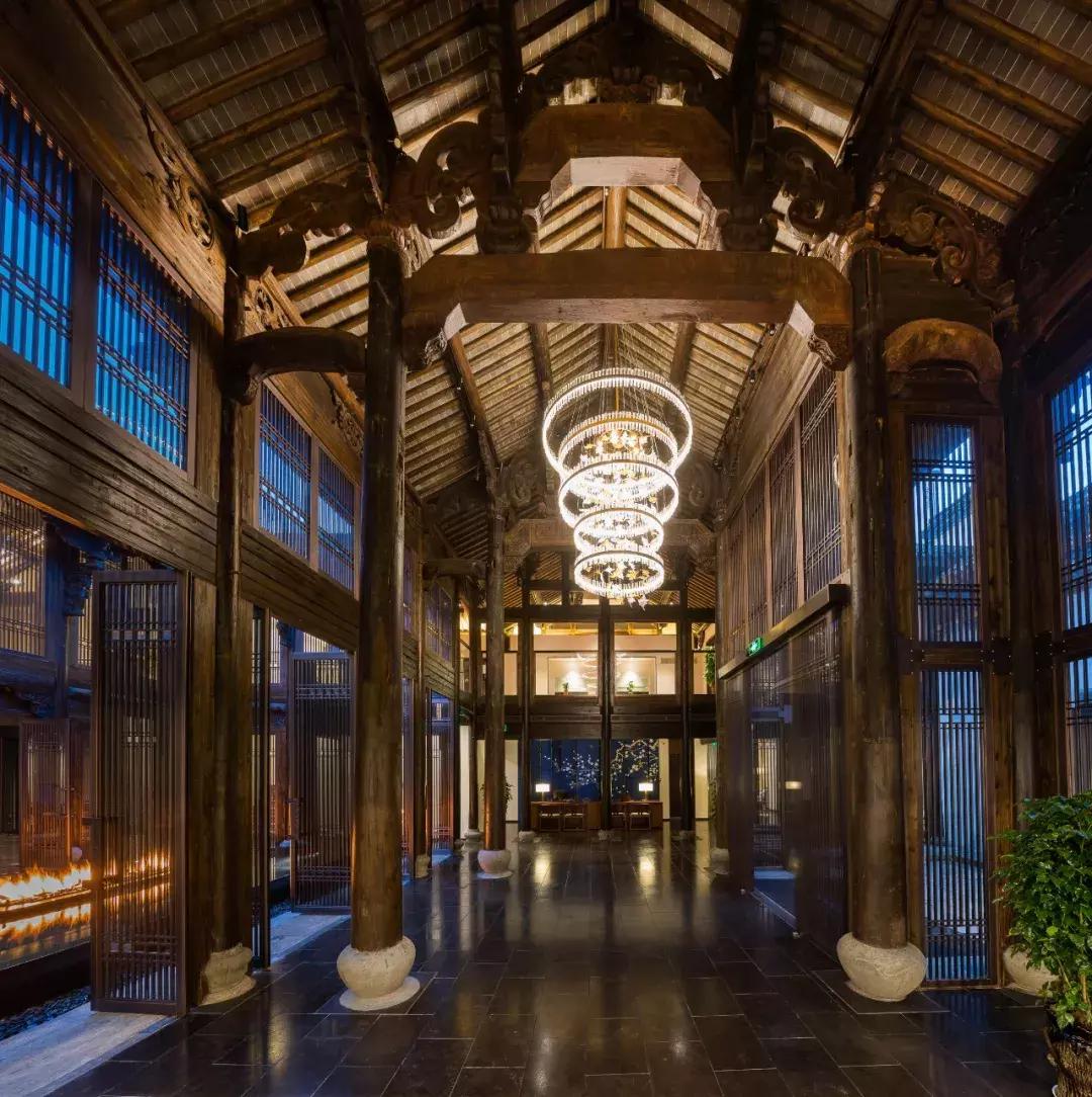 藏于山水间的温泉酒店推荐,一家来了就不想走的温泉酒店