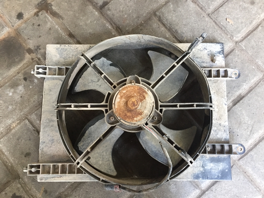 二手五菱之光多长时间保养一次,五菱之光小卡保养一般多少钱