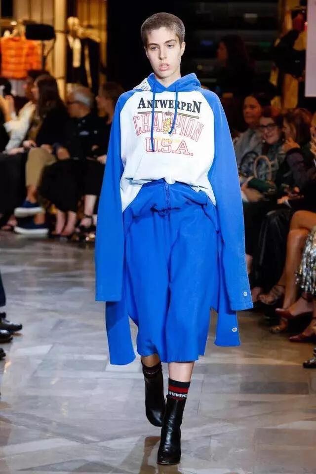 历经99年“Champion”卷土归来，再次引领潮流！