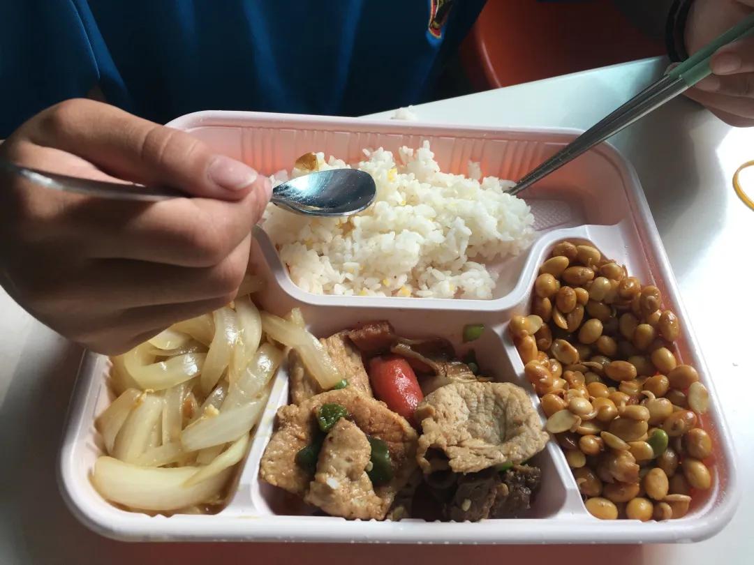 小心“疫疫”与“神采奕奕”同行——铁岭求实小学全员复学第一周微记