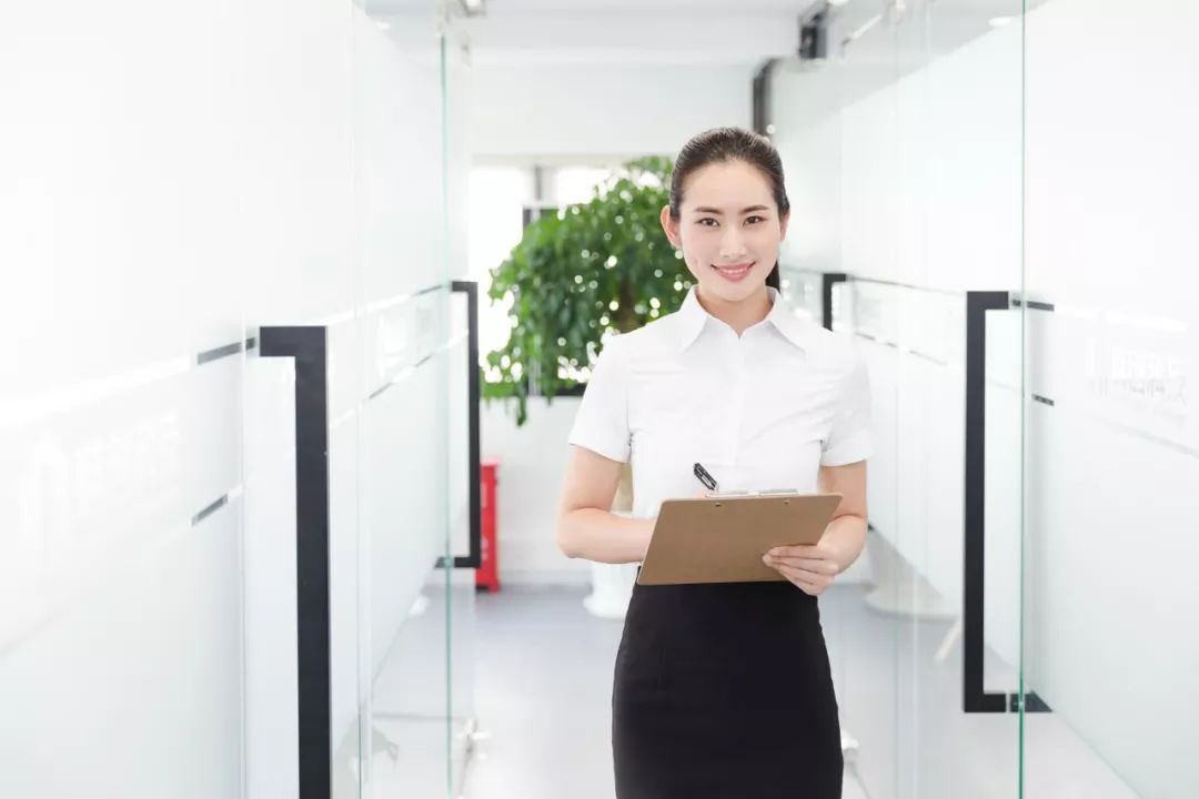 没有工作迷茫的时候怎么走出困境,企业走出困境的建议措施