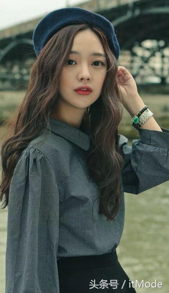 戴贝雷帽的发型怎么弄,冬天贝雷帽配什么发型好看