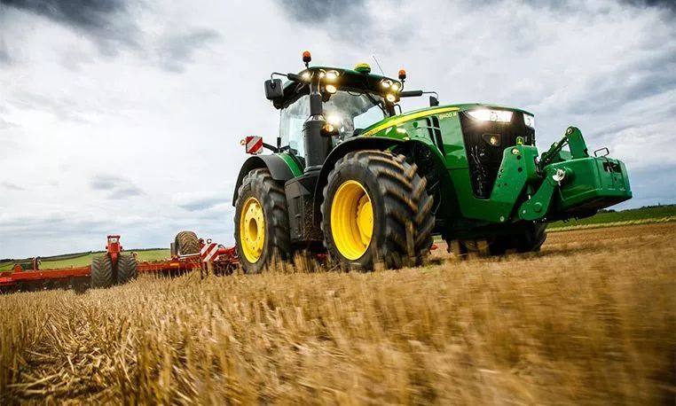 拖拉机升降机自动下落是怎么回事,拖拉机液压悬挂往下落是什么原因