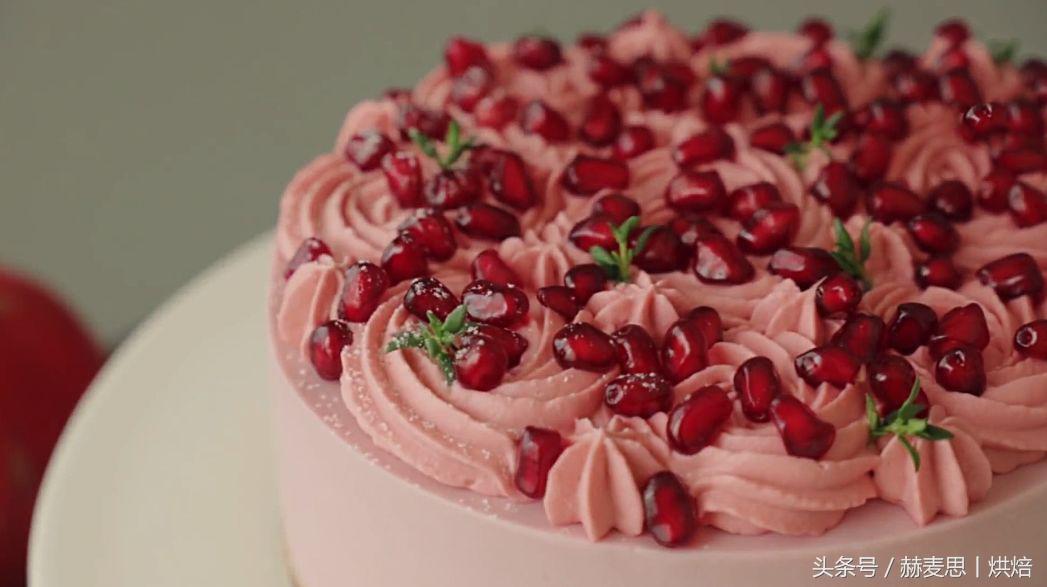 红丝绒咸奶油芝士蛋糕,漂亮又美味的红丝绒芝士蛋糕