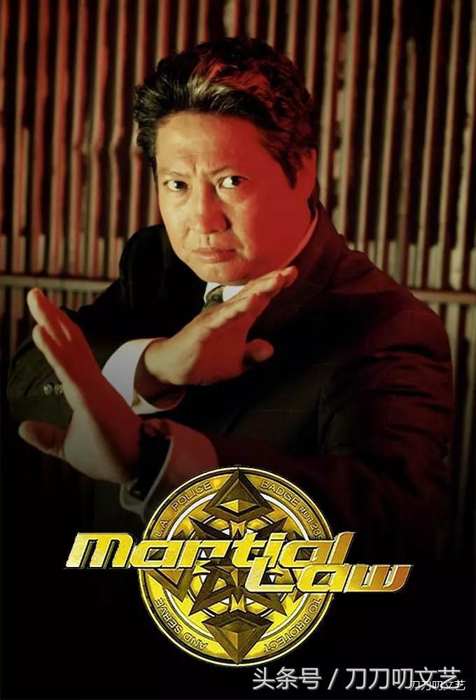 洪金宝对比李连杰谁地位高,洪金宝和李连杰哪个地位高