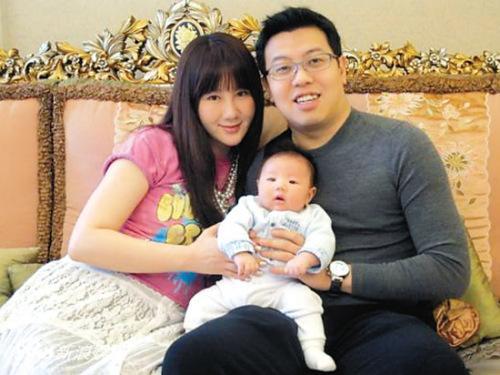 王晶也曾想*规则潜**她，身材好在柳岩都火辣