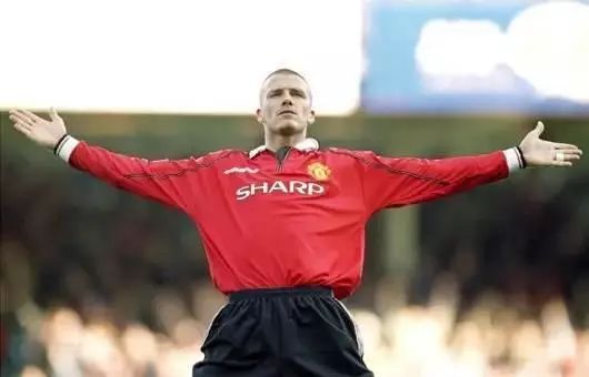 天下足球经典台词背景音乐,天下足球国足经典台词