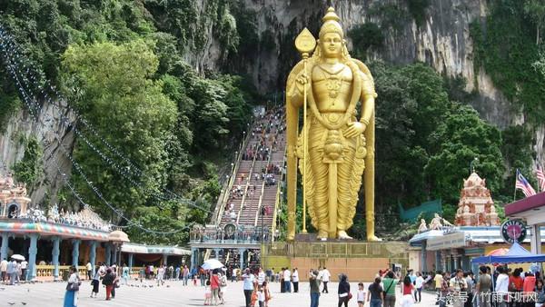 世界最“恐怖”阶梯直接吓到游客腿软，华山第一险，你去过吗