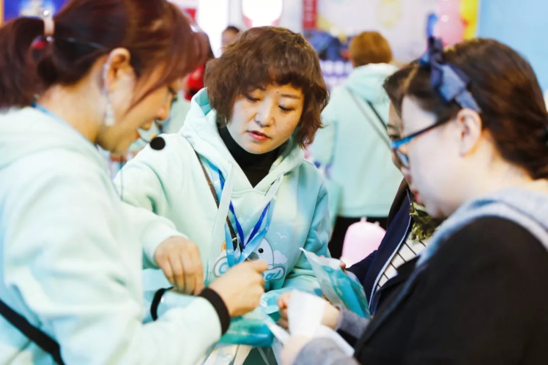 小萌希奥新疆发货,小萌希奥天鹅绒AIR系列婴儿纸尿裤