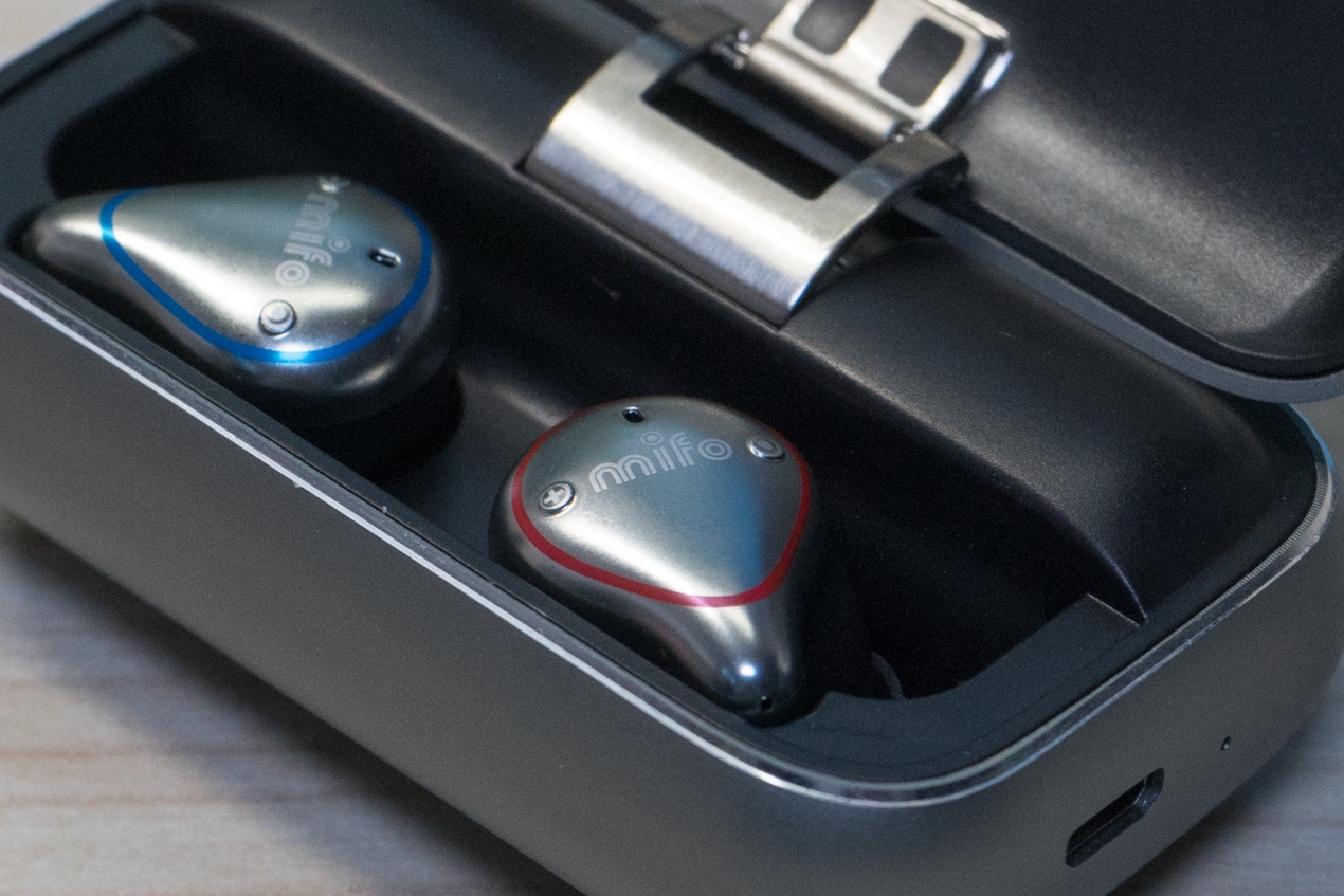 待机王插卡运动蓝牙耳机,mifoo5双耳无线蓝牙耳机