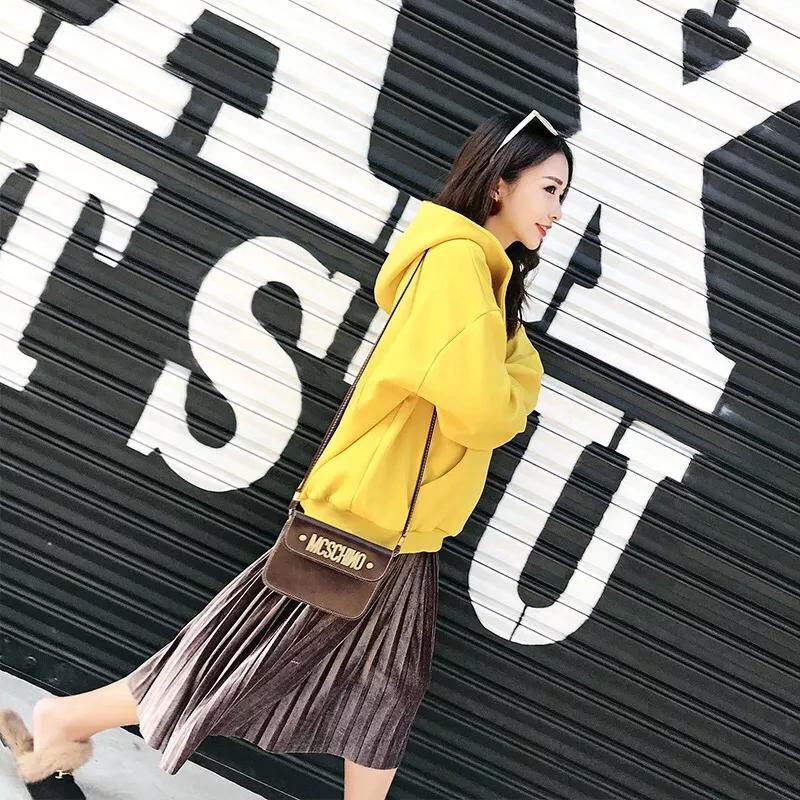 孕早期怎么看是穿裙子还是裤子,孕妇怎么穿才看不出怀孕