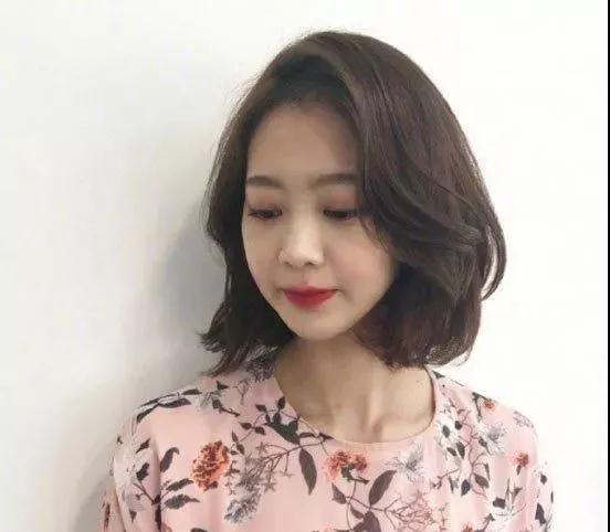 50-60岁老人短发烫发,十大耐看短发烫发型