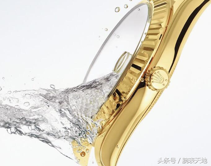 为了戴上黑水鬼，他的一生全毁了