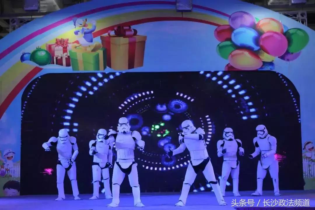 生了孩子之后觉得不是那么美好,生了孩子以后一切都回到了原点