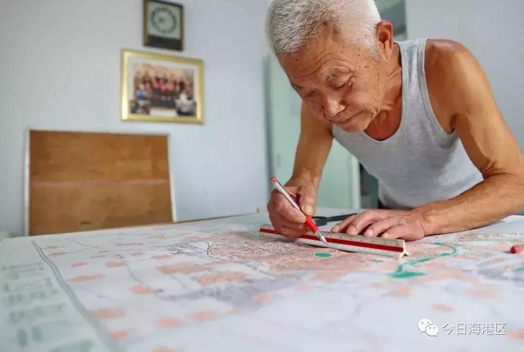 77岁老人手绘图,老地图手绘