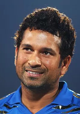 板球巨星萨辛关爱不丹贫困儿童，莎拉波娃曾因他而遭印度网友怒怼