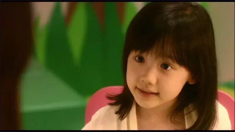 日本童星芦田爱菜演的科幻电影,日本女童星芦田爱菜照片大头贴