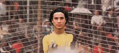 没点演技混不下去,没有点演技踢不了足球