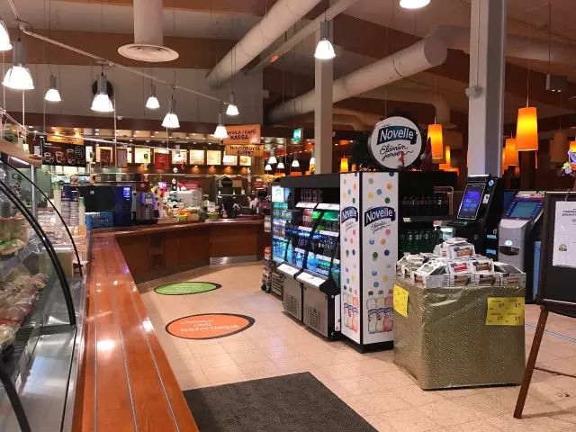 如何在芬兰摆摊赚欧元-自由公路芬兰站之赫尔辛基跨年