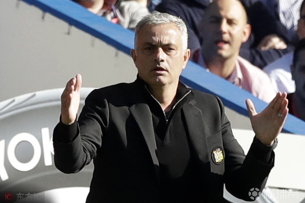 c罗该何去何从来时青涩去时传奇,c罗时隔几年再次踏上绿茵草地