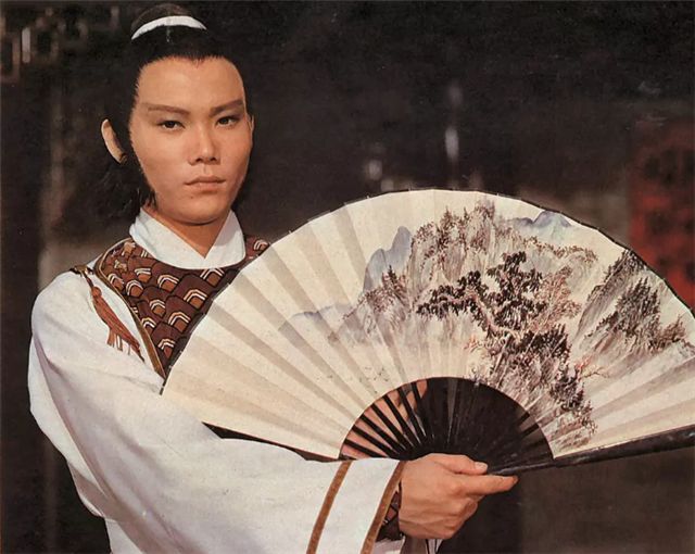 五位邵氏男星的今昔对比,邵氏老演员岳华近况