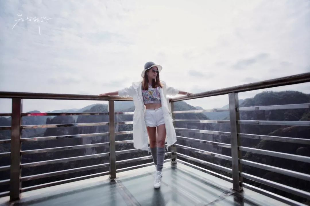 没有人来人往的城市,没有人山人海的地方