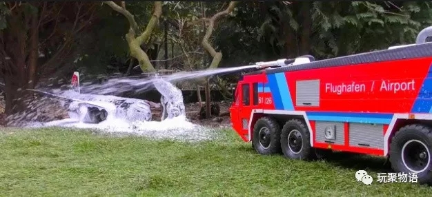 水上玩具船电动遥控,电动遥控轨道车玩具