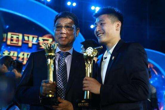 这名球员小时候就能一动不动看足球赛，如今有机会问鼎中超金靴！