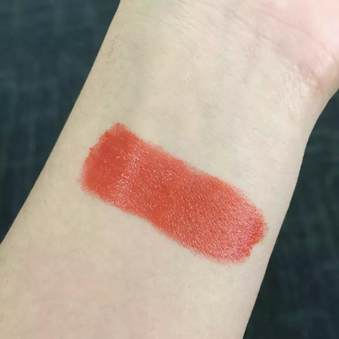 显白口红试色真实测评,适合夏季口红亲测