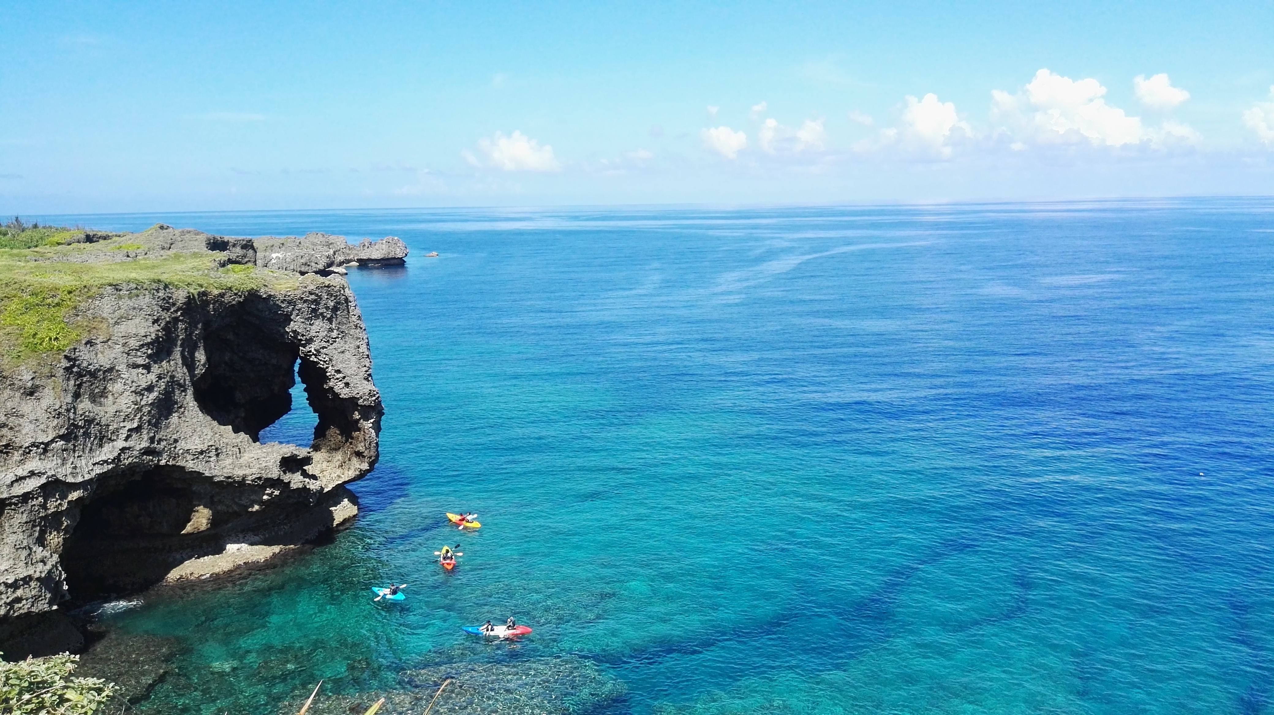 原来冲绳的二手中古店这么好逛，几百块巴宝莉，LV旅行包才4千！