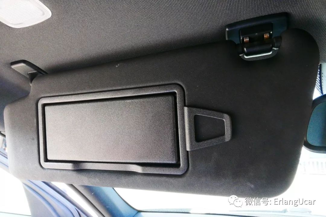 w204奔驰c300coupe,奔驰w204c200旅行版