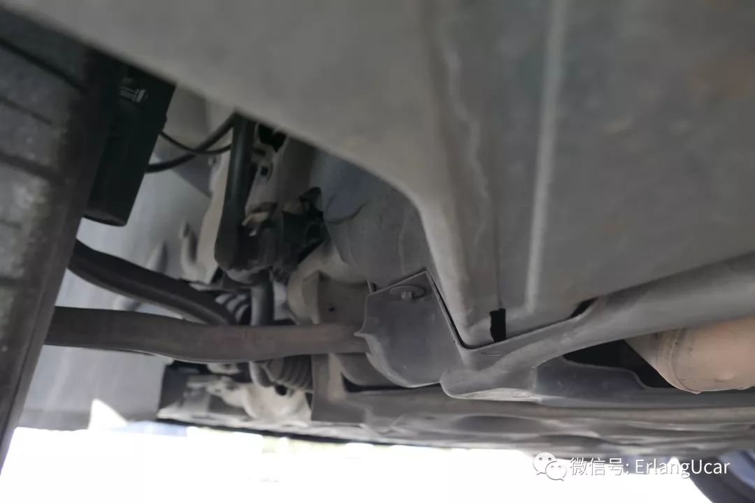 w204奔驰c300coupe,奔驰w204c200旅行版