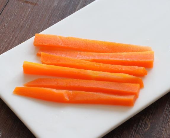 八个月宝宝不爱吃辅食有什么方法,8个月宝宝突然不爱吃水果