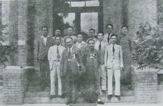 科学家玻尔有多厉害,物理学家玻尔与爱因斯坦