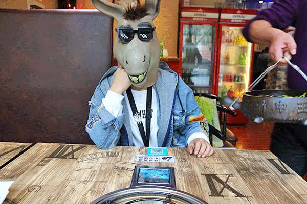 邯郸这家鸡腿煲中的LV,吃第一口就失控,连汤汁都想打包带走!